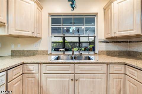 1226 Hazeltine Dr, Fort Myers FL - photo 10 of 48