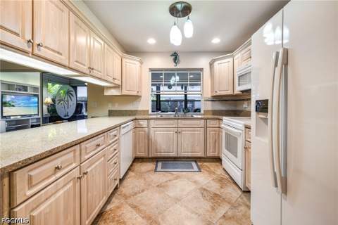 1226 Hazeltine Dr, Fort Myers FL - photo 12 of 48