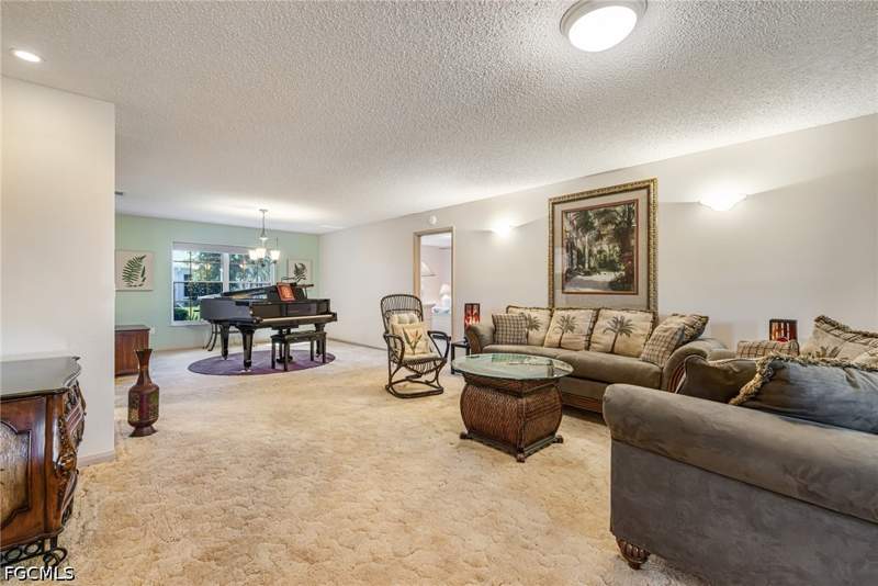 2 bedroom Attached at 1226 Hazeltine Dr, Brandywine, Fort Myers — photo 5