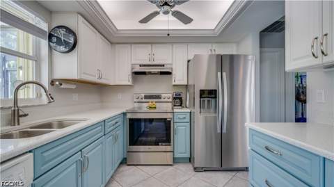 929 SE 6th Ter, Cape Coral FL - photo 10 of 39