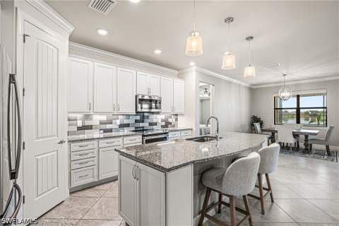 9205 Bexley Dr, Fort Myers FL - photo 12 of 49