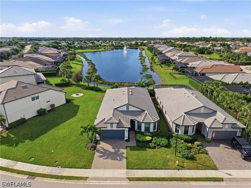 3 bedroom SingleFamilyResidence at 9205 Bexley Dr, Westbrook, Fort Myers — photo 2