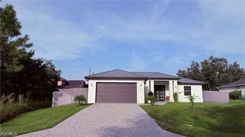 4 bedroom SingleFamilyResidence at 6510 Chabot Ave, Buckingham Park, Fort Myers — photo 2