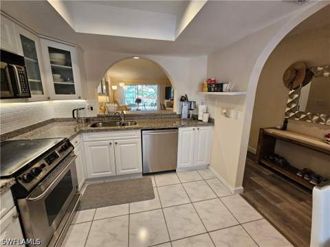 668 Mardel Ct 807, Naples FL - photo 6 of 42