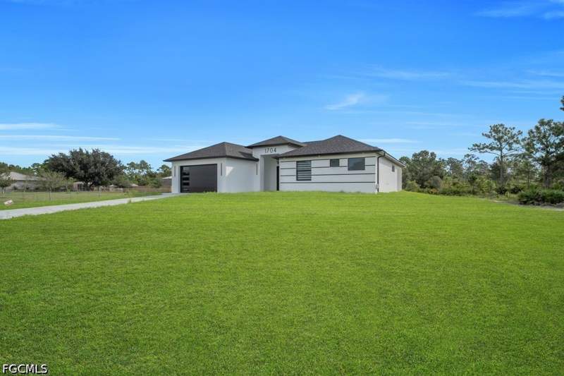4 bedroom SingleFamilyResidence at 1704 Clayton Ave, Lehigh Acres, Lehigh Acres — photo 3