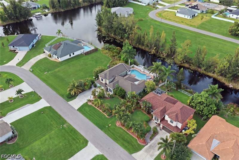 4 bedroom SingleFamilyResidence at 2129 NE 35th Ter, Cape Coral, Cape Coral — photo 5