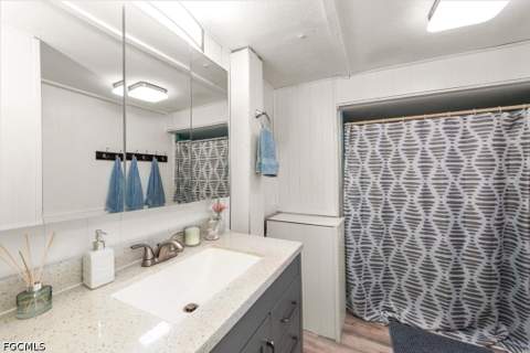 12051 Cypress Dr, Fort Myers FL - photo 12 of 23