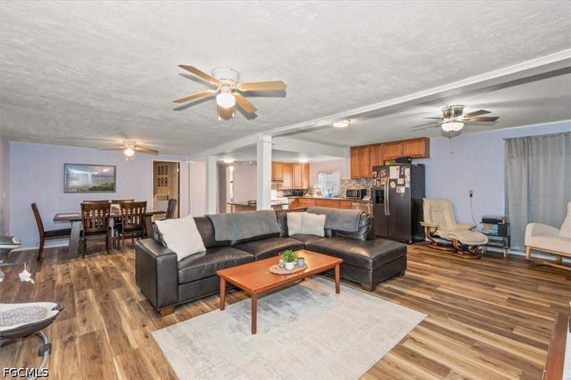 3 bedroom ManufacturedHome at 12051 Cypress Dr, Iona Gardens, Fort Myers — photo 3