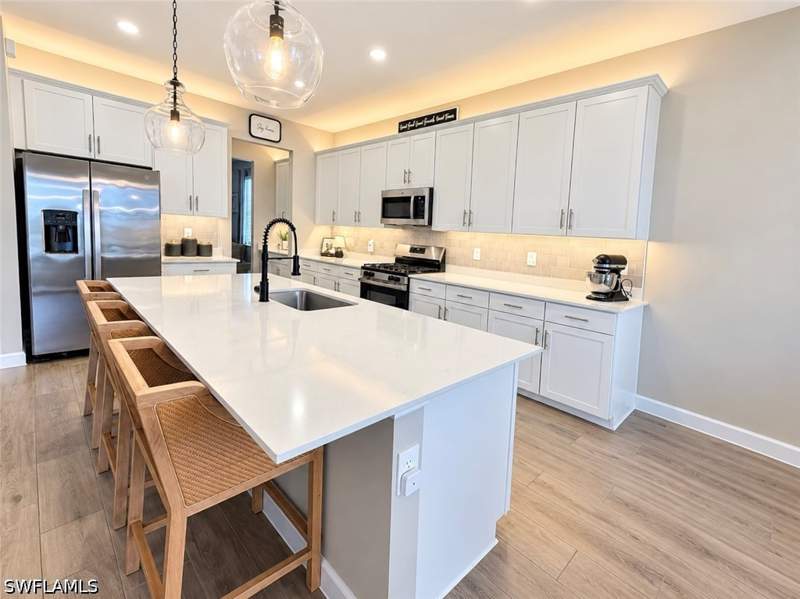 4 bedroom SingleFamilyResidence at 19156 Hanley Blvd, Verdana Village, Estero — photo 4