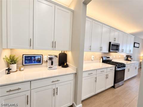 19156 Hanley Blvd, Estero FL - photo 7 of 28