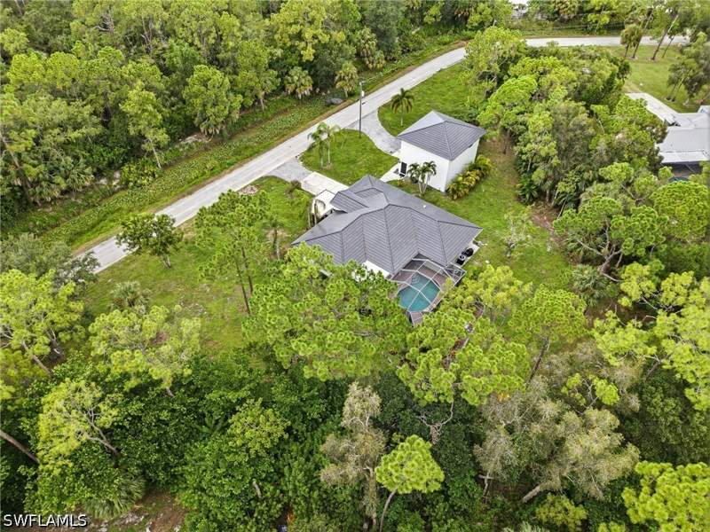 4 bedroom SingleFamilyResidence at 25273 Moriah Ln, San Carlos Estates, Bonita Springs — photo 2