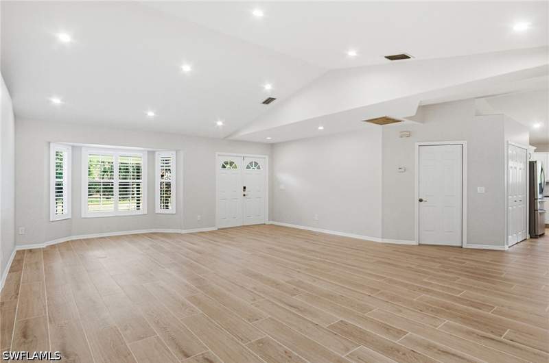 4 bedroom SingleFamilyResidence at 25273 Moriah Ln, San Carlos Estates, Bonita Springs — photo 5