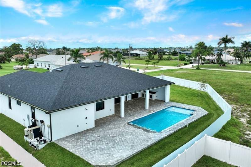 4 bedroom SingleFamilyResidence at 1639 NW 33rd Ave, Cape Coral, Cape Coral — photo 3