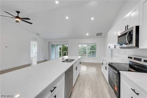1619 NE 36th Ln, Cape Coral FL - photo 12 of 32