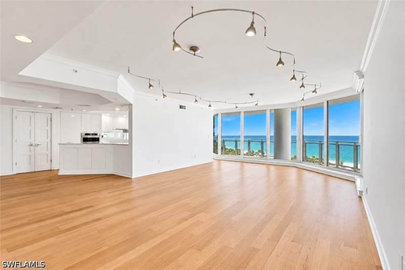 2 bedroom Condominium at 8231 Bay Colony Dr 602, Brighton At Bay Colony, Naples — photo 3