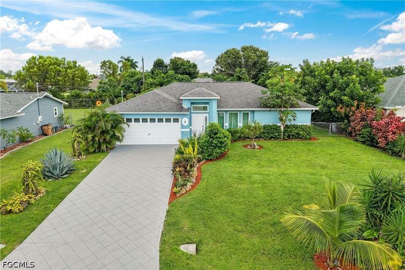 3 bedroom SingleFamilyResidence at 909 SW 31st St, Cape Coral, Cape Coral — photo 5
