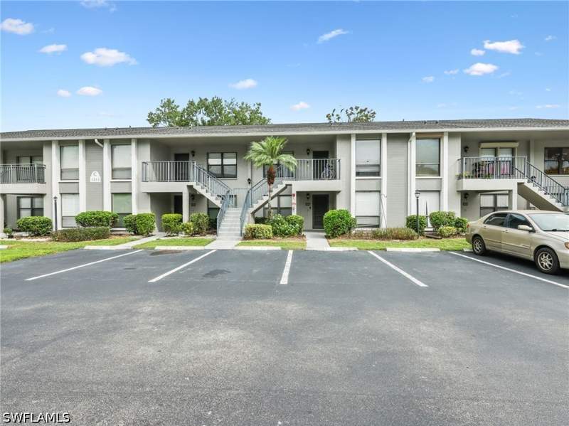 2 bedroom Condominium at 1211 Commonwealth Cir C - 104, Abbey At Berkshire Village, Naples — photo 3