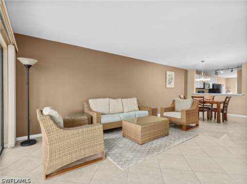 1211 Commonwealth Cir C - 104, Naples FL - photo 8 of 31