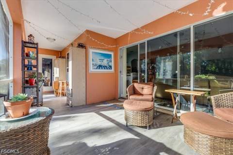 9230 Middle Oak Dr, Fort Myers FL - photo 14 of 36