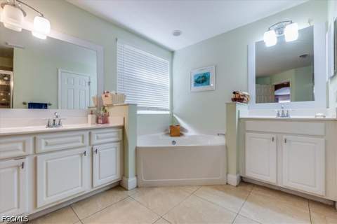 9230 Middle Oak Dr, Fort Myers FL - photo 16 of 36
