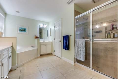 9230 Middle Oak Dr, Fort Myers FL - photo 18 of 36