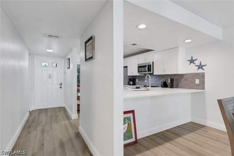 4001 Ice Castle Way 3605, Naples FL - photo 6 of 36