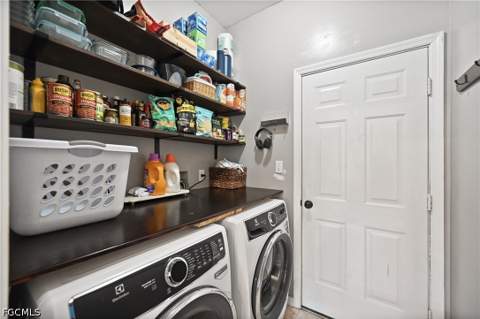 17199 Malaga Rd, Fort Myers FL - photo 10 of 36