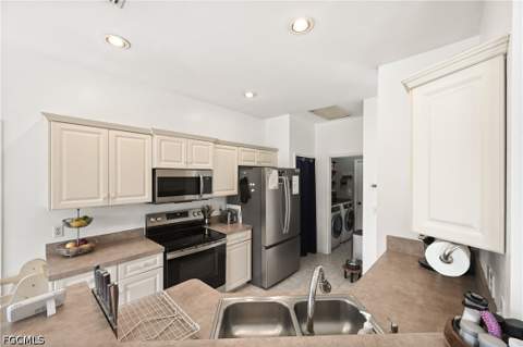 17199 Malaga Rd, Fort Myers FL - photo 9 of 36