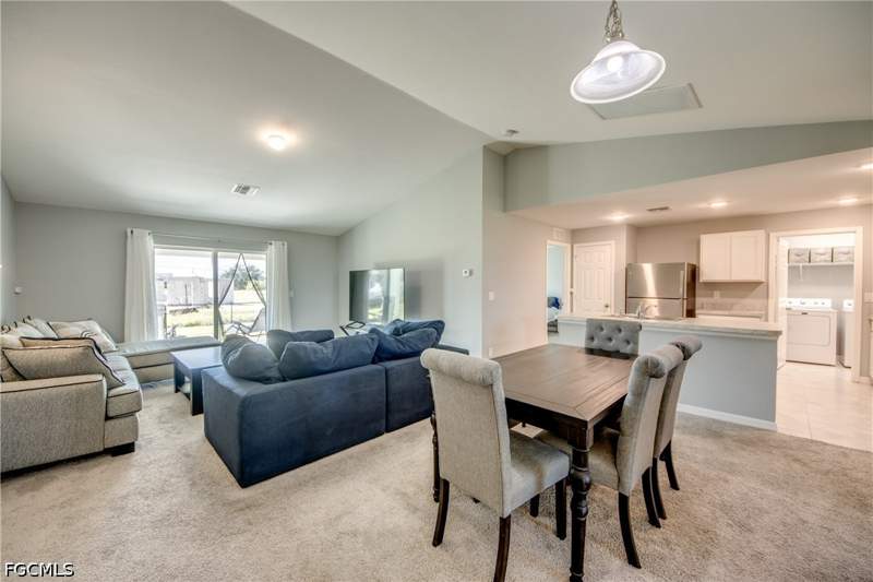 3 bedroom SingleFamilyResidence at 524 NE 16th Ter, Cape Coral, Cape Coral — photo 4