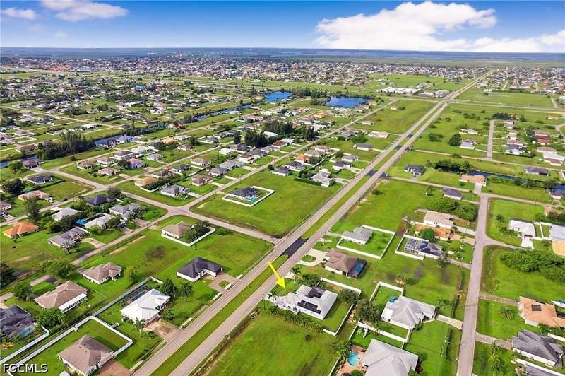 3 bedroom SingleFamilyResidence at 2635 Tropicana Pkwy W, Cape Coral, Cape Coral — photo 4