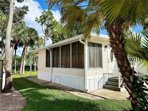 193 Panther Pass Cir 193, Naples FL - photo 10 of 47