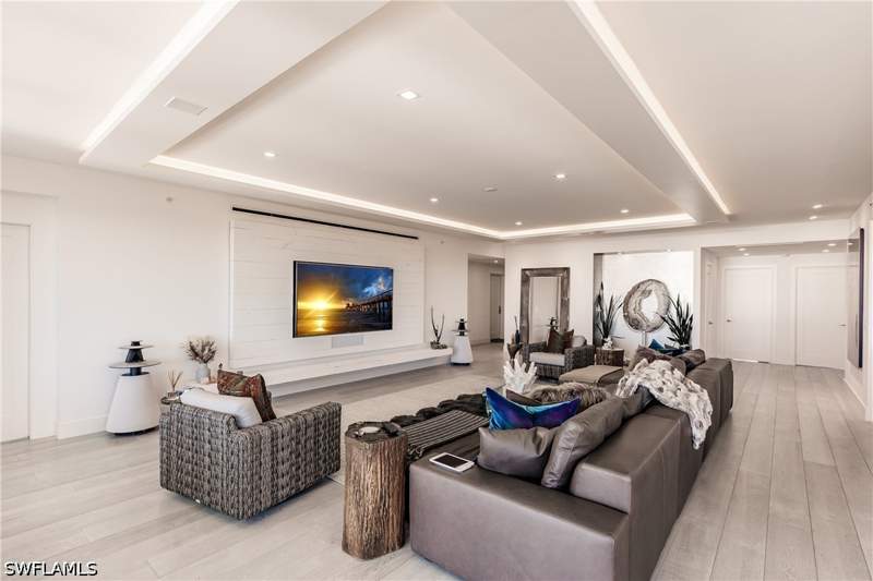 4 bedroom Condominium at 13915 Old Coast Rd Ph01, Kalea Bay Tower 100, Naples — photo 5
