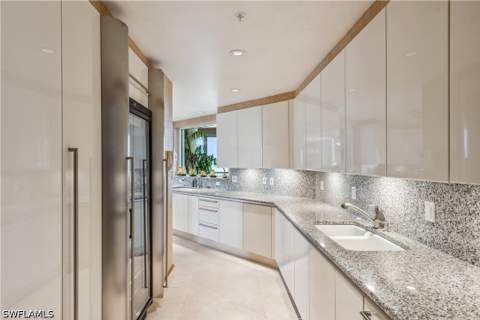 8477 Bay Colony Dr Ph17, Naples FL - photo 7 of 41