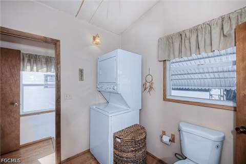 181 Caravan Cir, North Fort Myers FL - photo 18 of 37