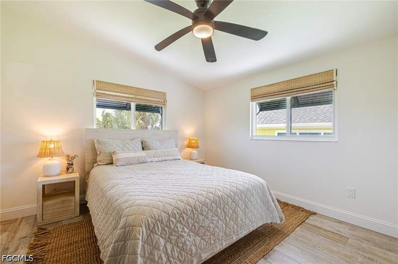 2 bedroom SingleFamilyResidence at 139 Coconut Dr, Gulf View Plaza, Fort Myers Beach — photo 5