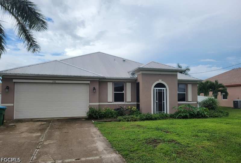 3 bedroom SingleFamilyResidence at 2708 NW 7th St, Cape Coral, Cape Coral — photo 1