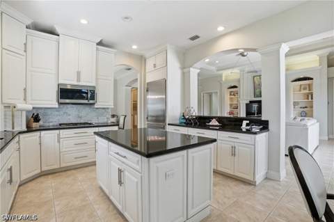 10500 Via Balestri Dr, Fort Myers FL - photo 12 of 44
