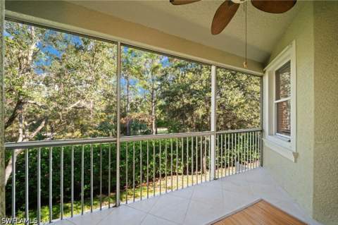 1405 Mariposa Cir 11202, Naples FL - photo 6 of 45