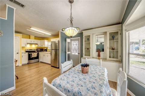 7205 Drum Dr, St James City FL - photo 6 of 38