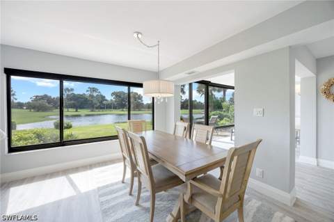 813 Wildwood Ln, Naples FL - photo 9 of 36