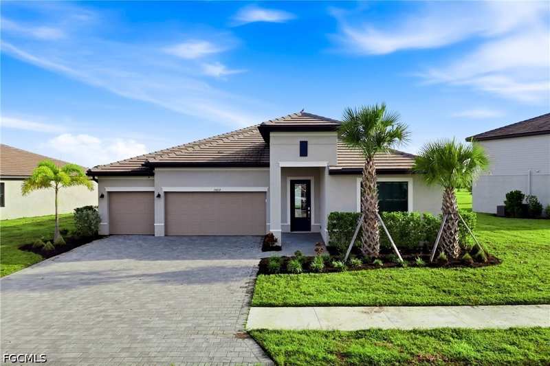 4 bedroom SingleFamilyResidence at 10859 Timber Creek Dr, Timber Creek, Fort Myers — photo 1