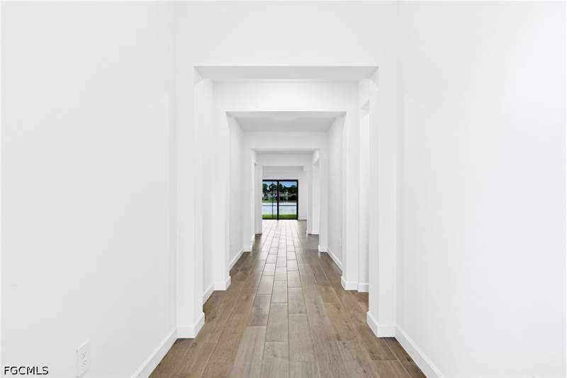4 bedroom SingleFamilyResidence at 10859 Timber Creek Dr, Timber Creek, Fort Myers — photo 5