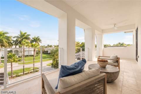 1698 McIlvaine Ct, Marco Island FL - photo 9 of 33