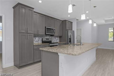 4575 Catalina Ln, Bonita Springs FL - photo 22 of 42
