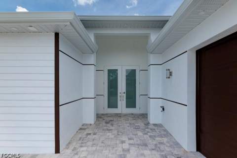 719 Almelia St E, Lehigh Acres FL - photo 10 of 49