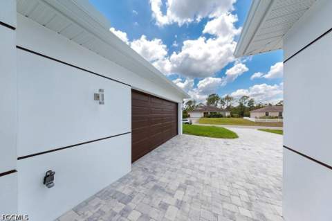 719 Almelia St E, Lehigh Acres FL - photo 12 of 49