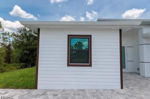 719 Almelia St E, Lehigh Acres FL - photo 8 of 49