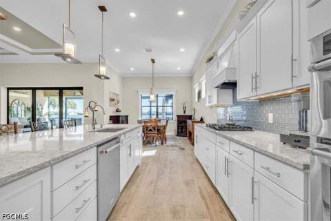 14325 Shores Ct, Estero FL - photo 15 of 51