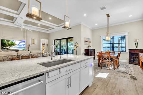 14325 Shores Ct, Estero FL - photo 17 of 51