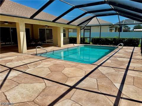 738 Milwaukee Blvd, Lehigh Acres FL - photo 10 of 45